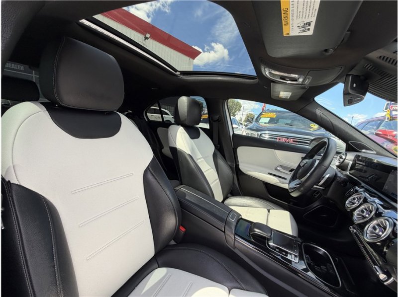 Used 2020 Mercedes-Benz A 220 image 37