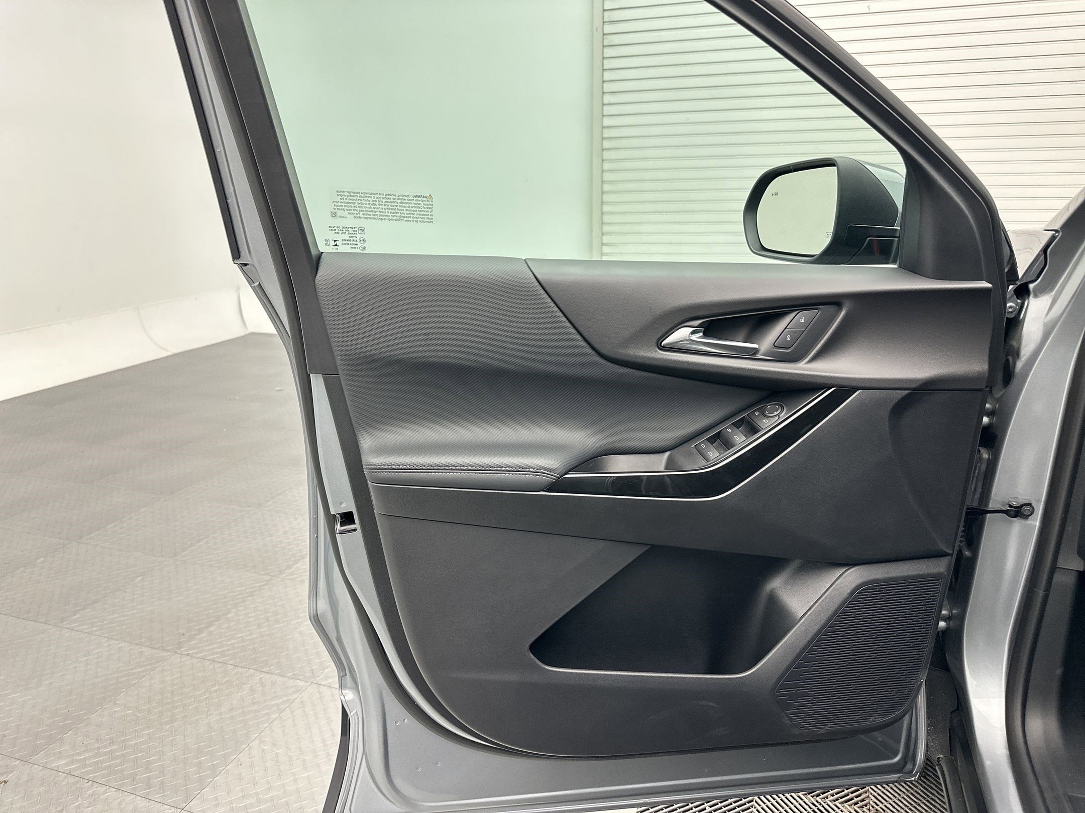 Used 2026 Chevrolet Equinox LT image 21