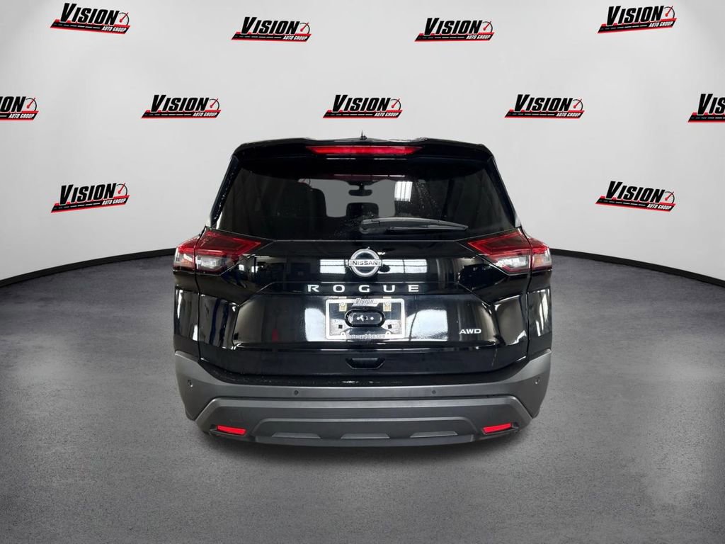 Certified 2021 Nissan Rogue S image 6