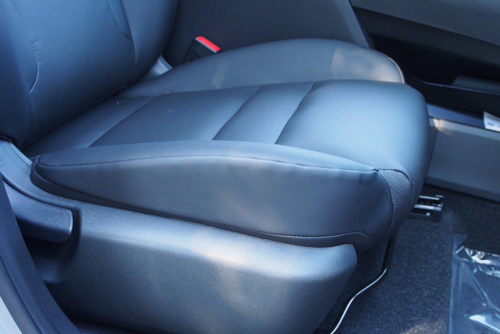New 2026 Nissan Rogue Dark Armor FWD image 12