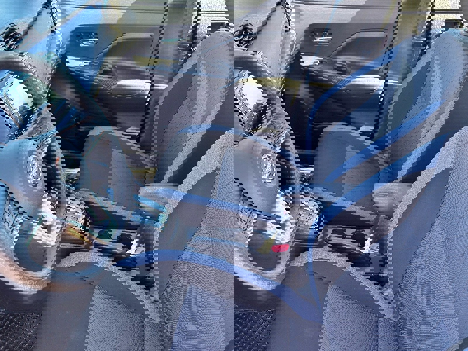 Certified 2025 Nissan Versa SV image 17