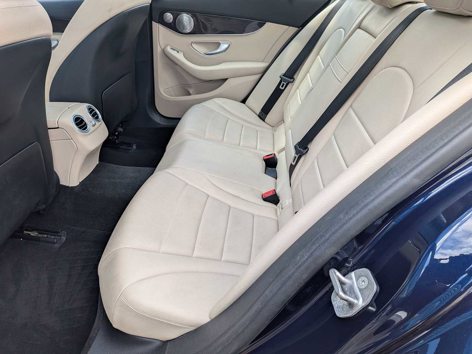 Used 2017 Mercedes-Benz C 300 4MATIC Sedan image 19