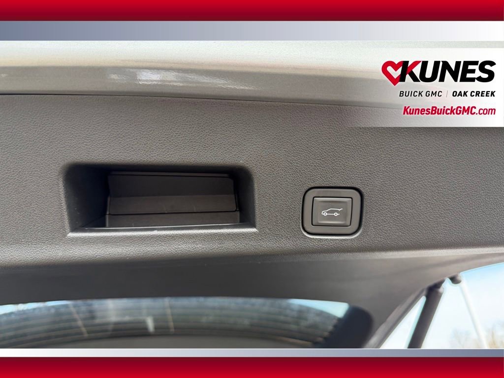 New 2026 GMC Acadia Denali Ultimate w/ LPO, Floor Liner Package image 5