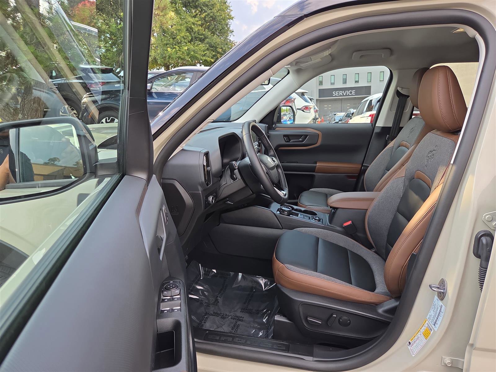 Used 2024 Ford Bronco Sport Outer Banks w/ Tech Package image 15