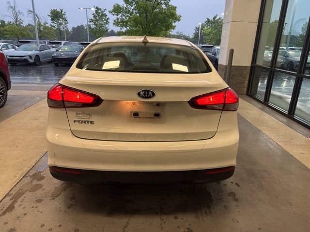 Used 2017 Kia Forte LX FWD image 4