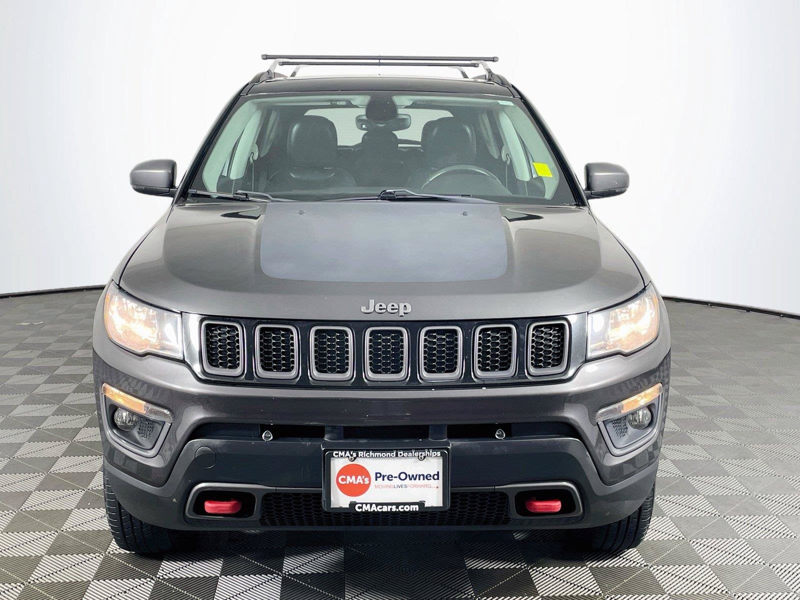 Used 2018 Jeep Compass Trailhawk w/ Cold Weather Group AWD/4WD image 2
