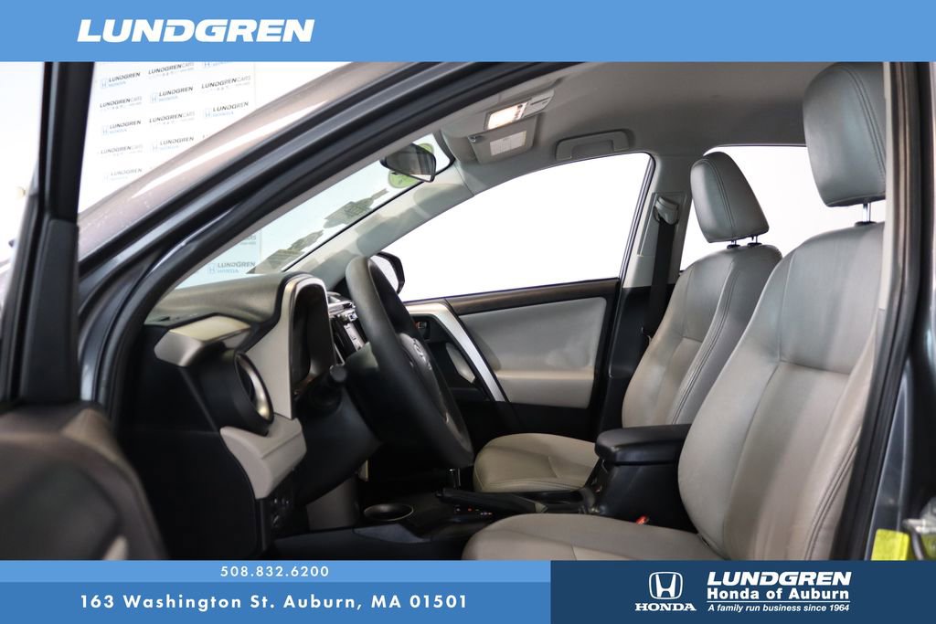 Used 2015 Toyota RAV4 LE image 6