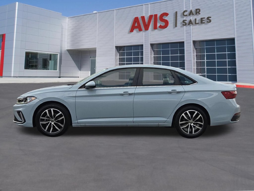 Used 2026 Volkswagen Jetta SE FWD image 10