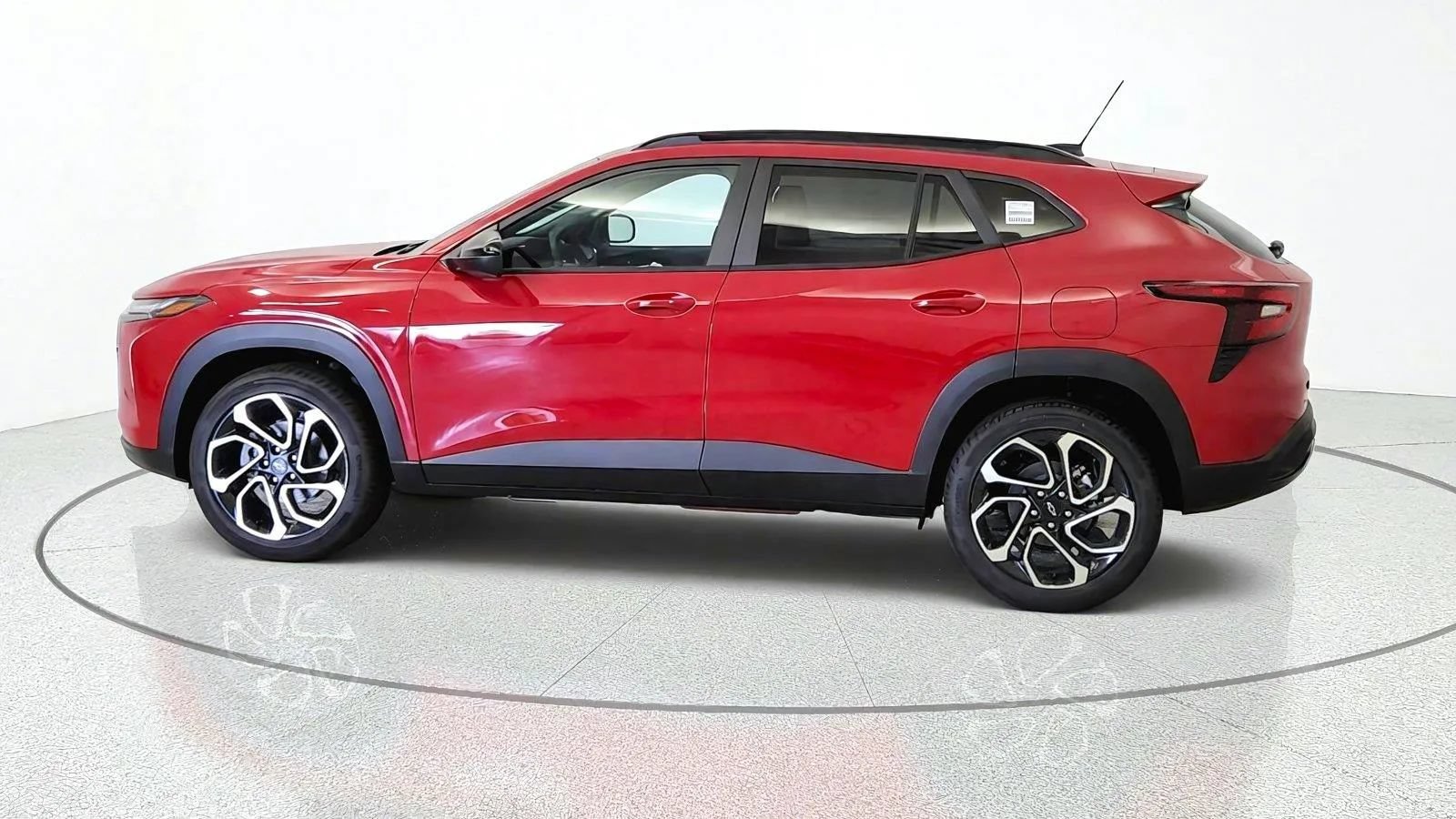 New 2026 Chevrolet Trax RS w/ Driver Confidence Package FWD image 5