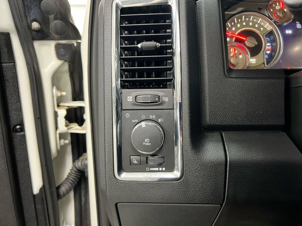 Used 2017 RAM 2500 Limited AWD/4WD image 19