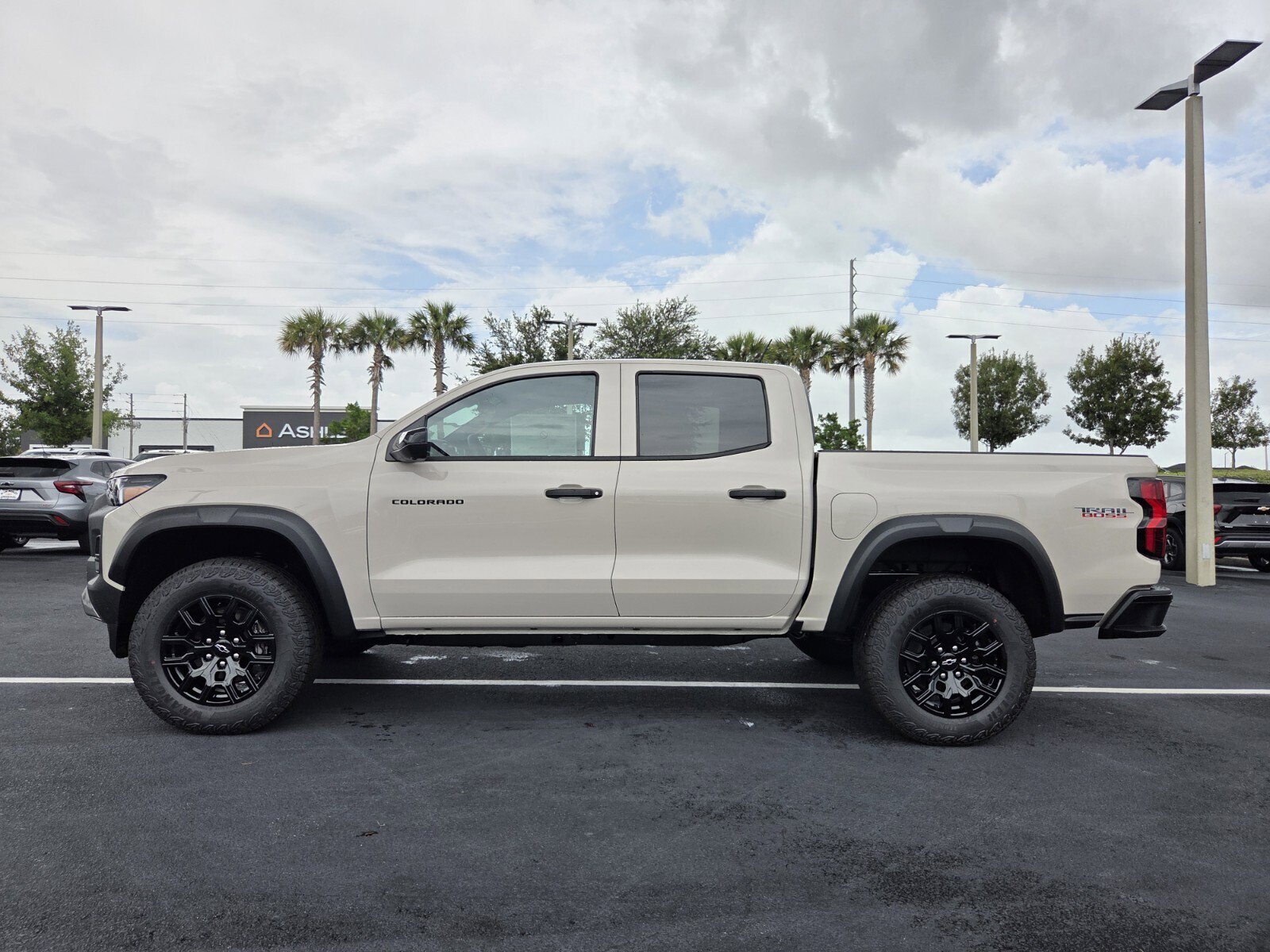 New 2026 Chevrolet Colorado Trail Boss AWD/4WD image 3