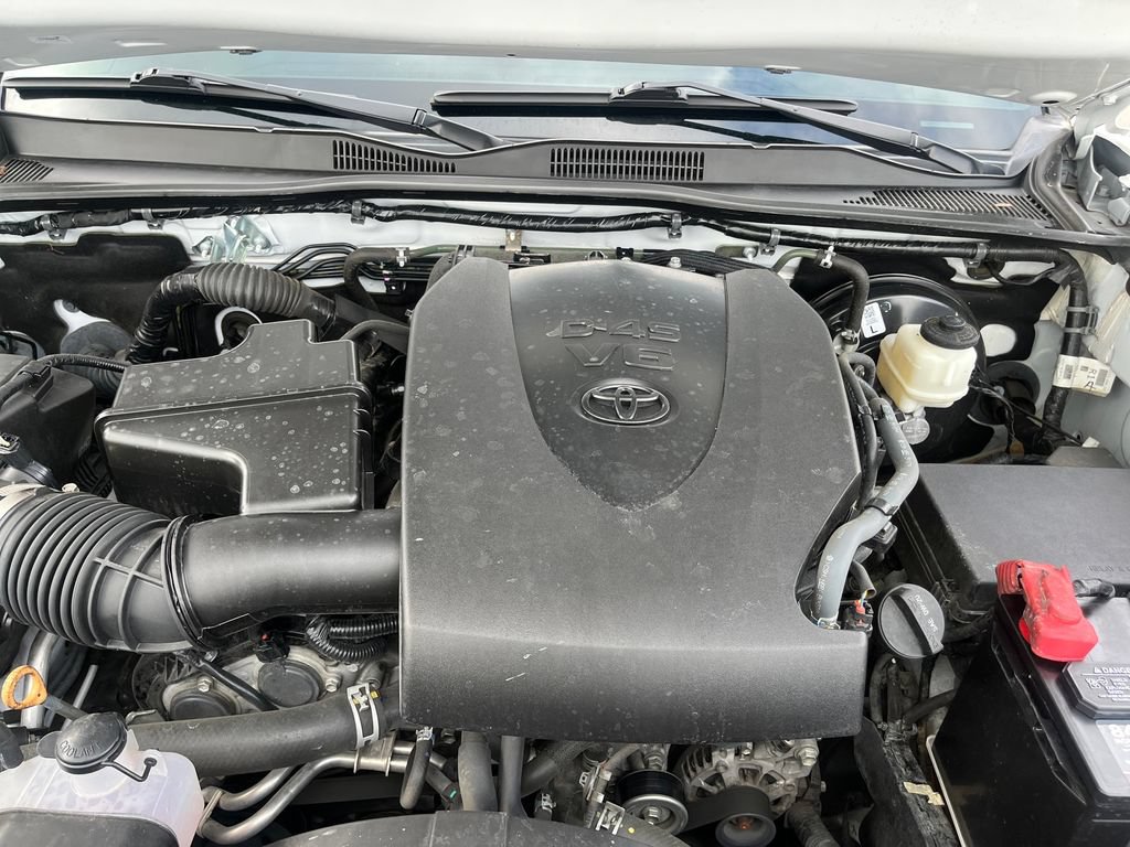 Used 2020 Toyota Tacoma TRD Sport w/ TRD Premium Sport Package AWD/4WD image 22