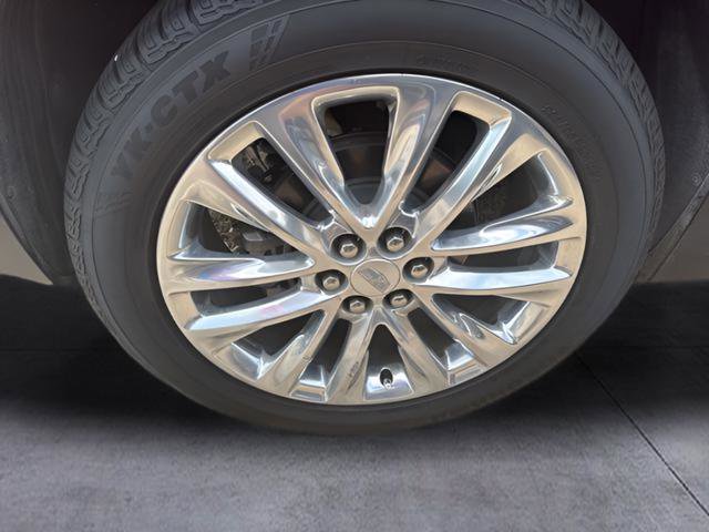 Used 2019 Cadillac XT5 Platinum AWD/4WD image 9