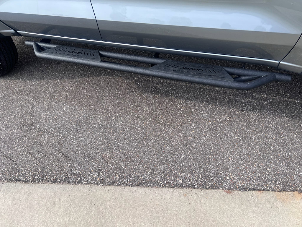 Used 2024 Chevrolet Colorado Z71 w/ Z71 Convenience Package 2 image 13