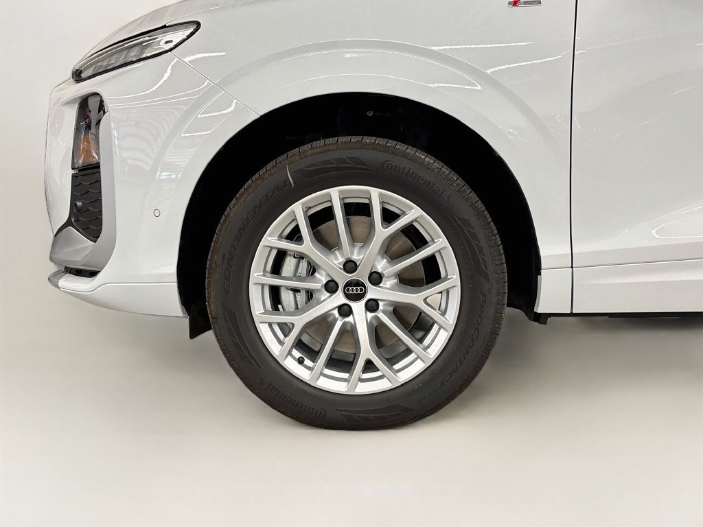 New 2026 Audi Q3 quattro 2.0T AWD/4WD image 26