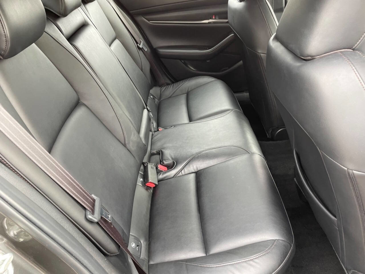 Used 2021 MAZDA MAZDA3 s image 11