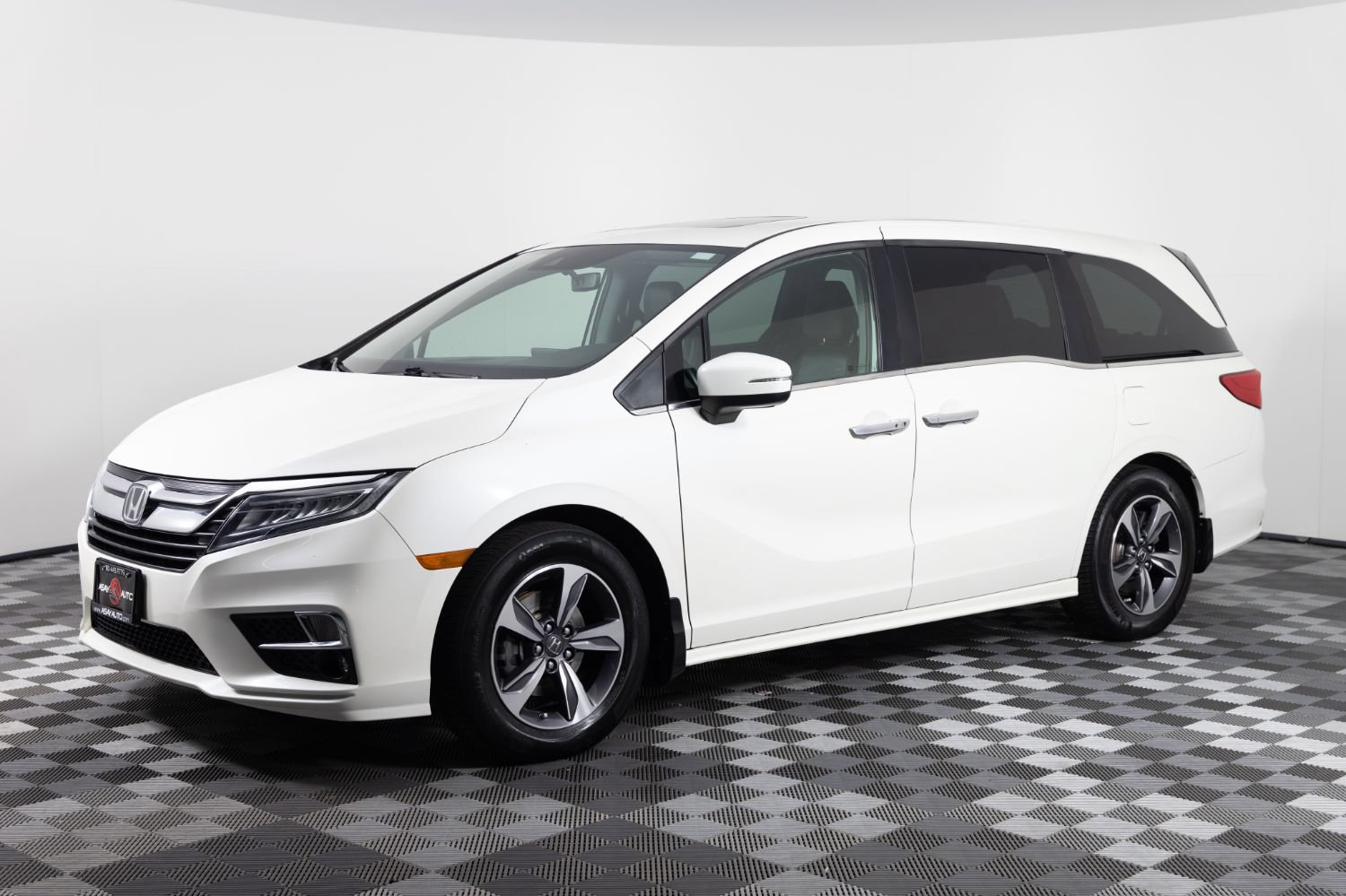 Used 2018 Honda Odyssey Touring