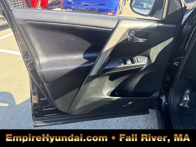 Used 2018 Toyota RAV4 Adventure image 19