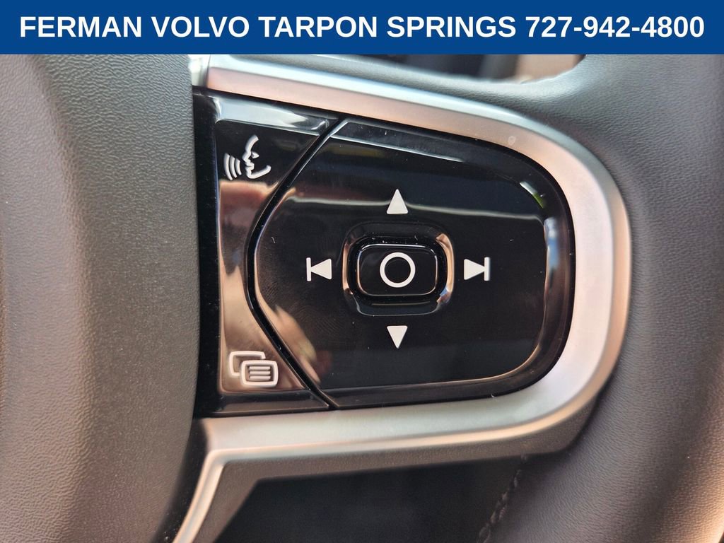 New 2026 Volvo XC90 B6 Plus w/ Protection Package Premier image 28