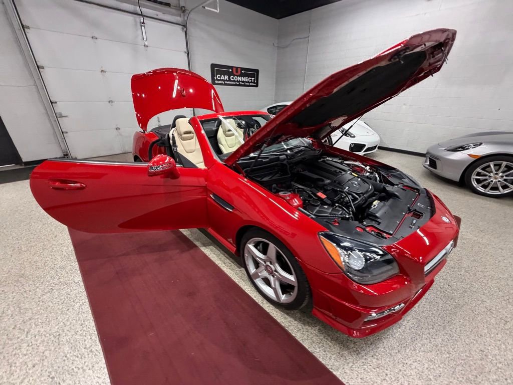 Used 2012 Mercedes-Benz SLK 250 image 39