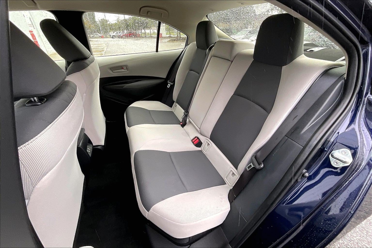 Used 2026 Toyota Corolla LE w/ LE Premium Package FWD image 30