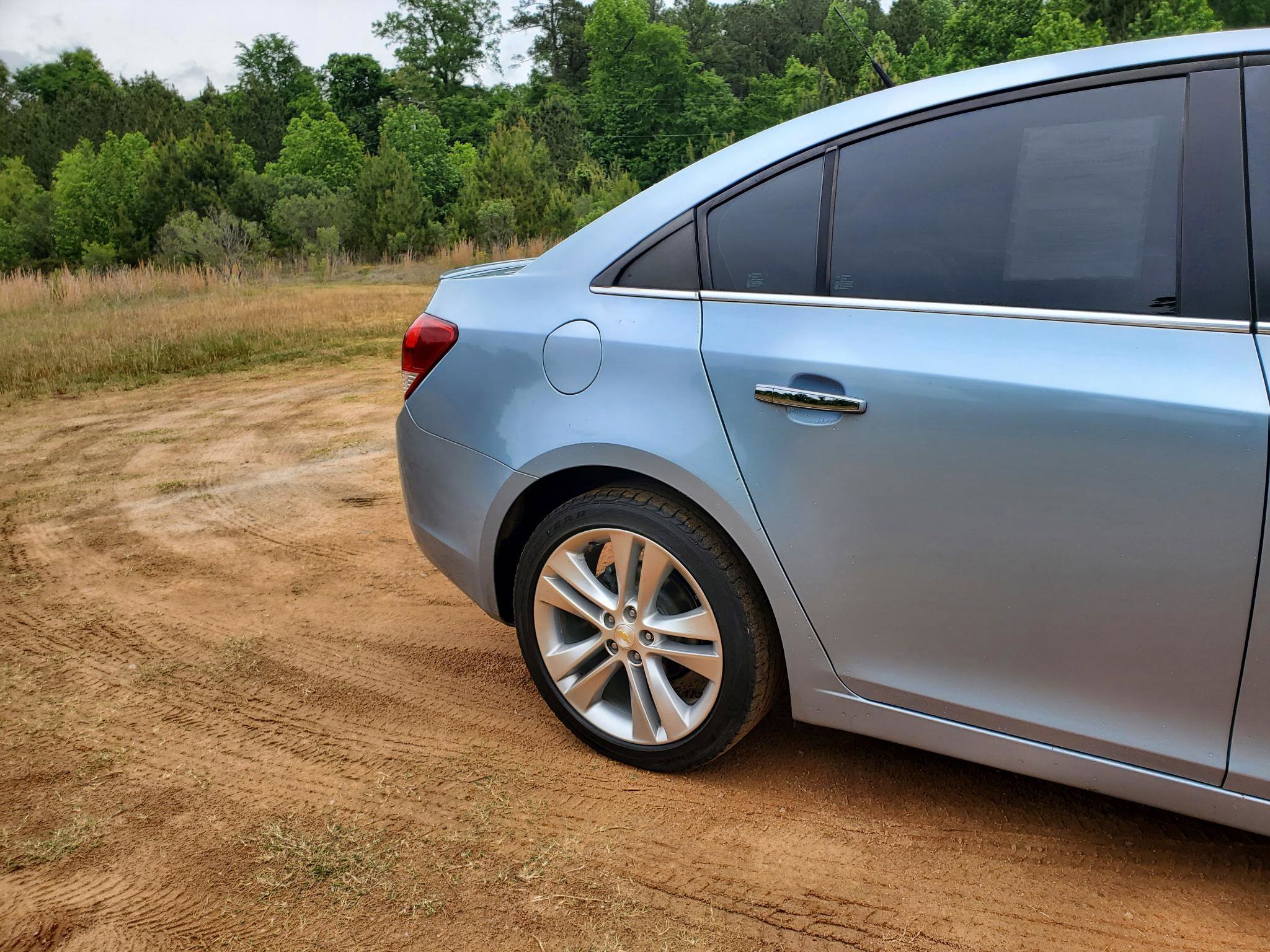Used 2011 Chevrolet Cruze LTZ FWD image 8