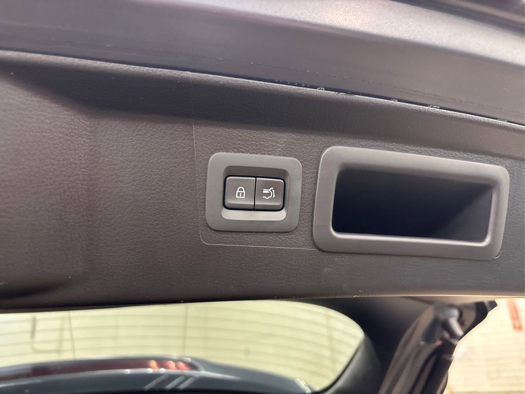 Used 2023 MAZDA CX-50 2.5 S w/ Cargo Package image 14