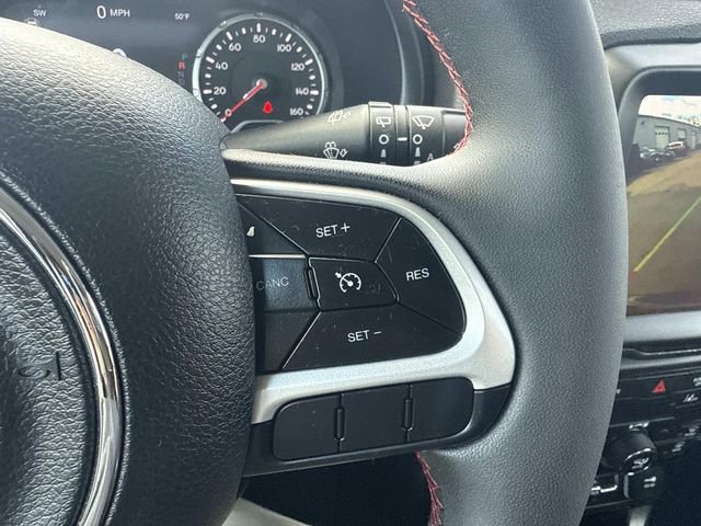 Used 2023 Jeep Renegade Trailhawk AWD/4WD image 31