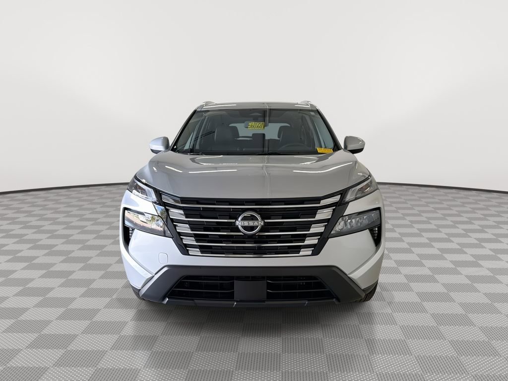 Certified 2025 Nissan Rogue SV w/ SV Premium Package image 4