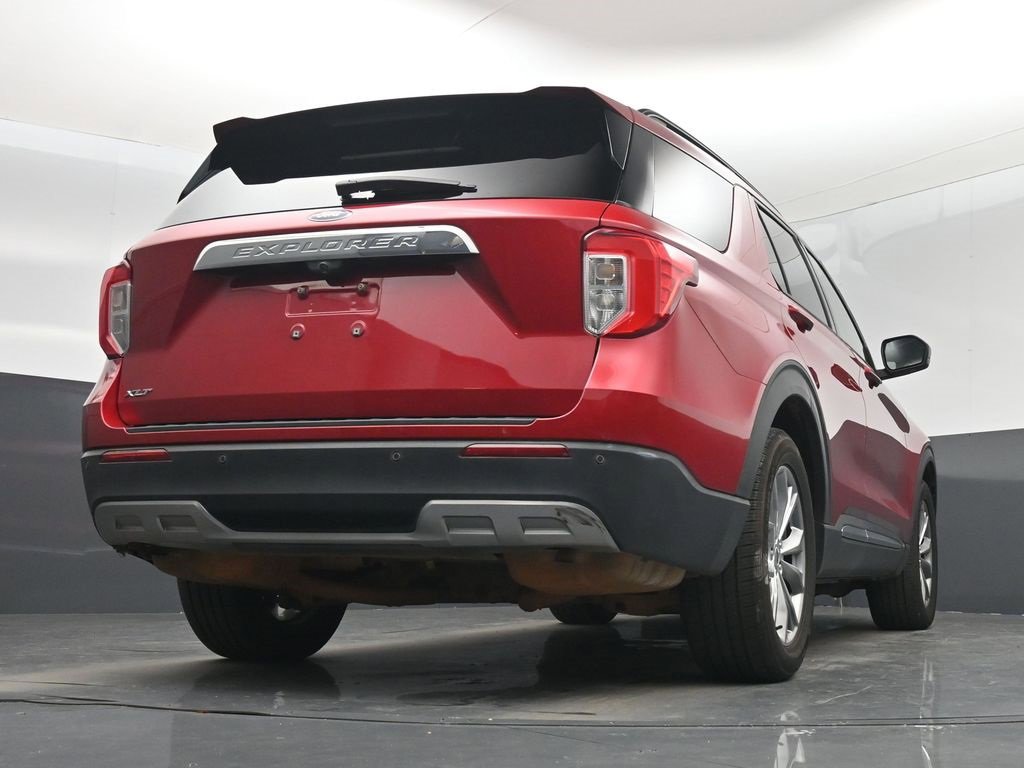 Used 2020 Ford Explorer XLT w/ Equipment Group 202A image 43