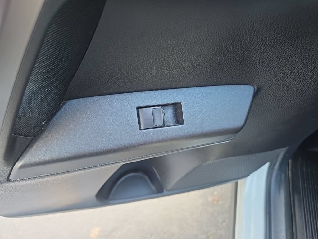 Used 2018 Toyota RAV4 LE w/ All Weather Liner Package FWD image 22