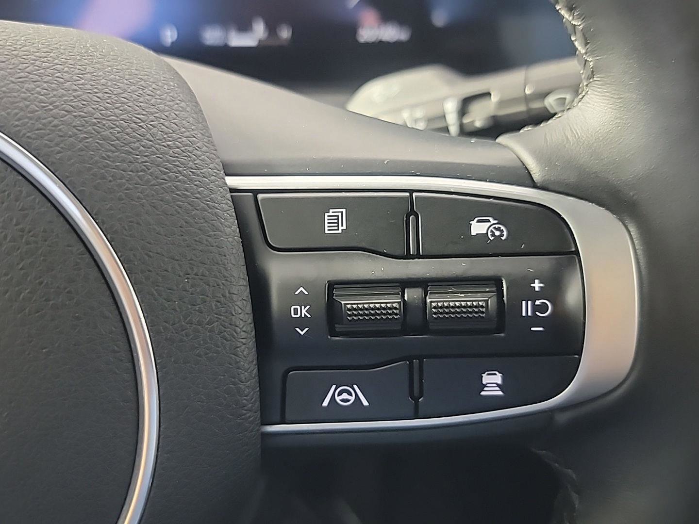 Used 2025 Kia K5 EX FWD image 26