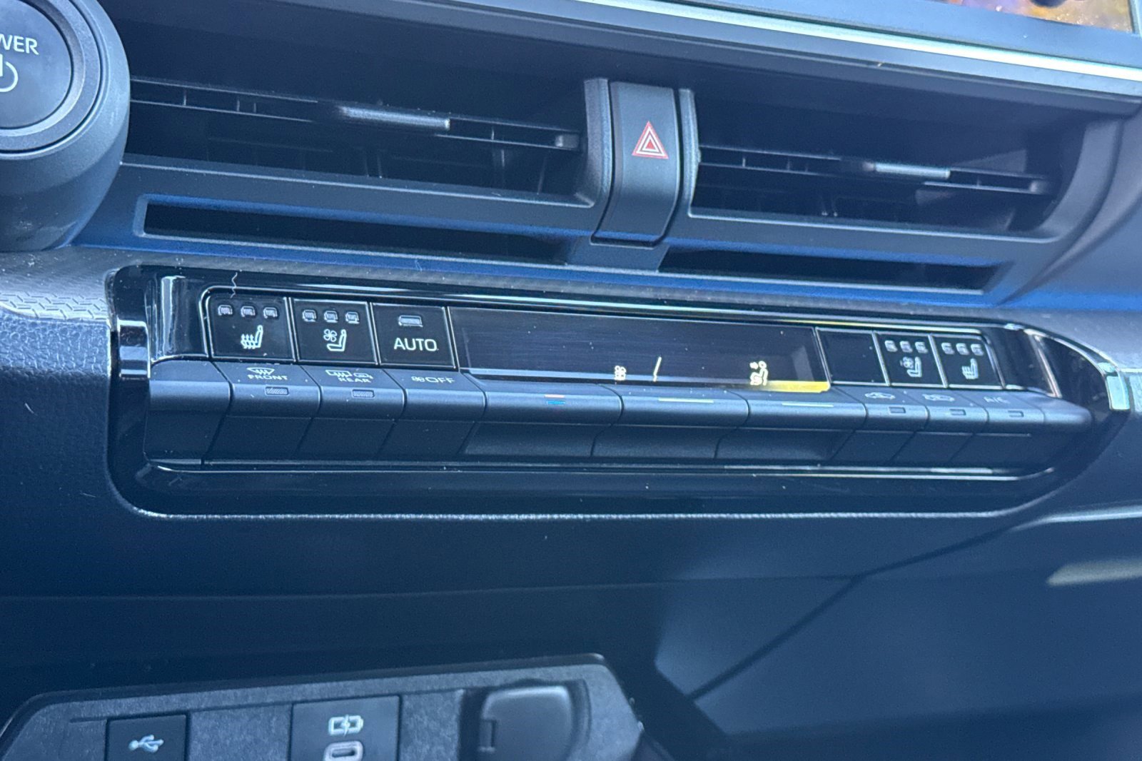 Used 2024 Toyota Prius Limited w/ Limited Premium Package image 19