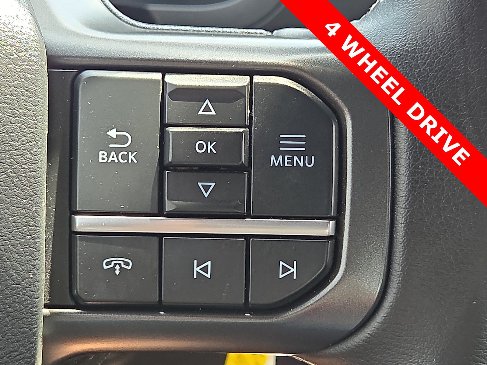 Used 2024 Ford F150 XLT w/ XLT Black Appearance Package AWD/4WD image 22