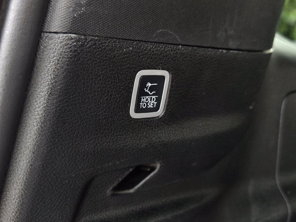 Used 2024 Jeep Grand Wagoneer L 4WD image 38