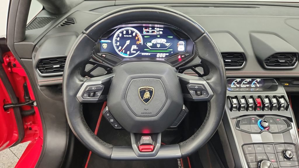 Used 2017 Lamborghini Huracan LP 580-2 RWD image 29