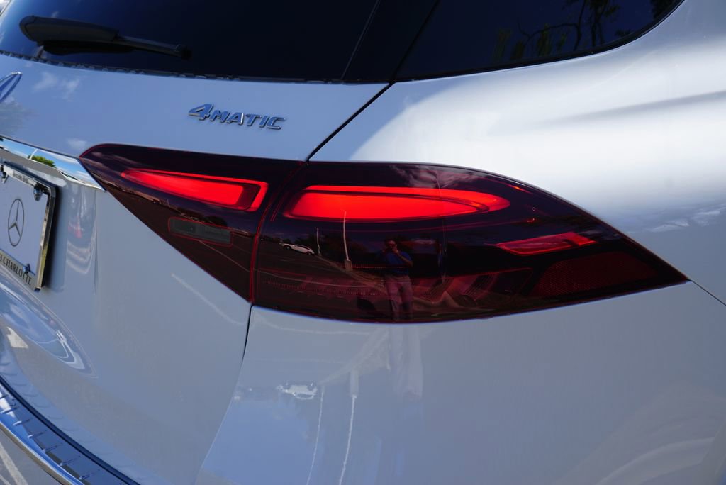 New 2026 Mercedes-Benz GLE 580 4MATIC image 17