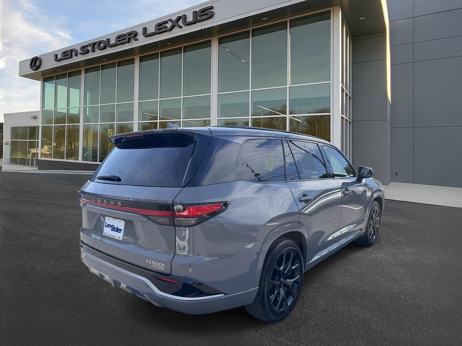 Certified 2025 Lexus TX 500h AWD w/ Technology Package image 5