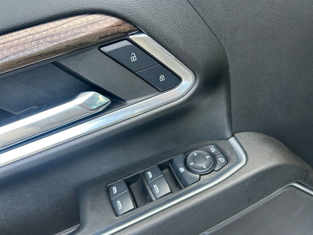 Used 2024 Chevrolet Silverado 2500 LT w/ Convenience Package image 23