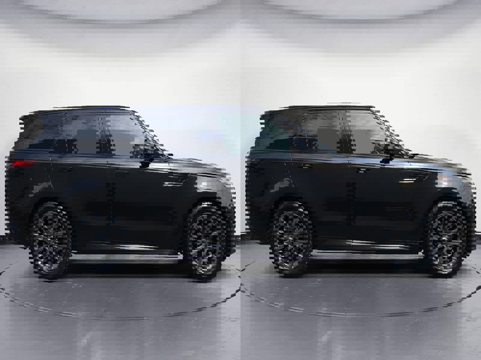 Used 2024 Land Rover Range Rover Sport Dynamic SE image 5