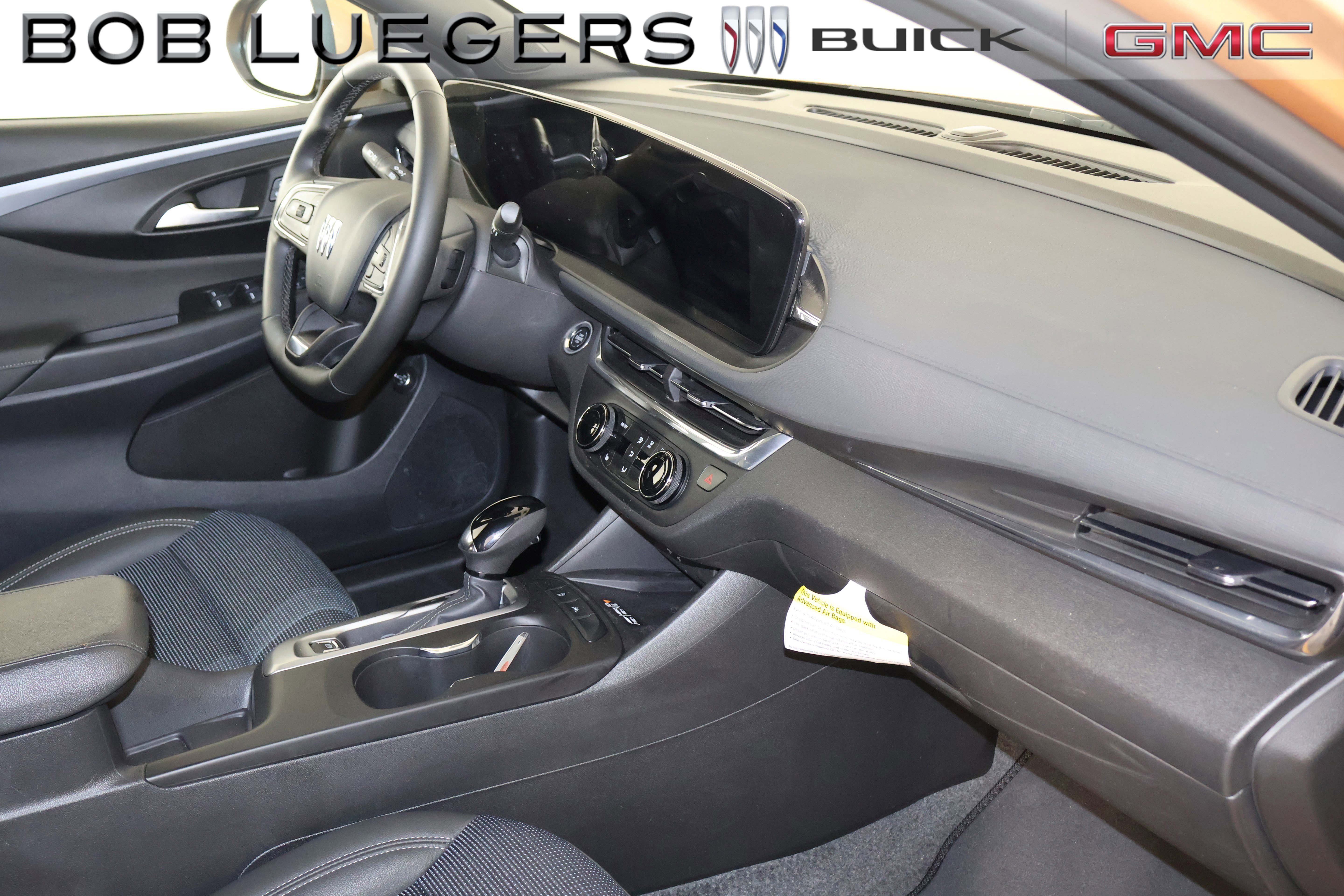 Certified 2025 Buick Envista Preferred w/ Convenience I Package FWD image 16