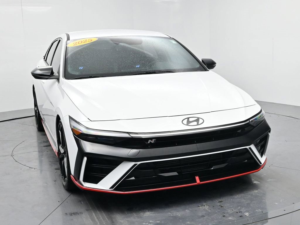 Used 2025 Hyundai Elantra N Base image 2