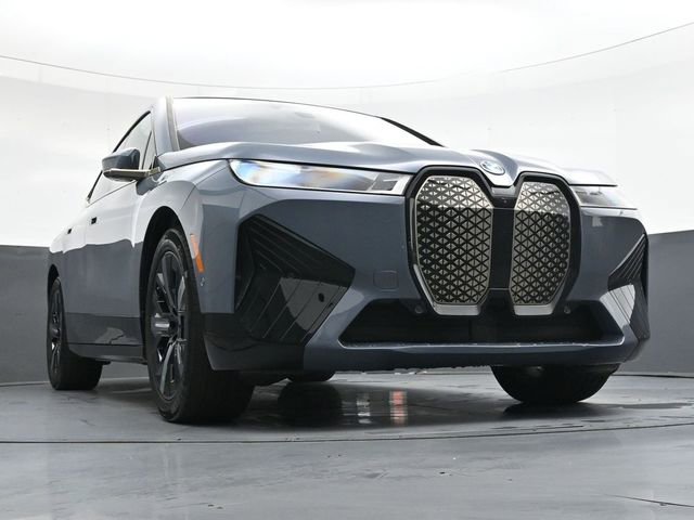 Used 2023 BMW iX xDrive50 w/ Premium Package image 37