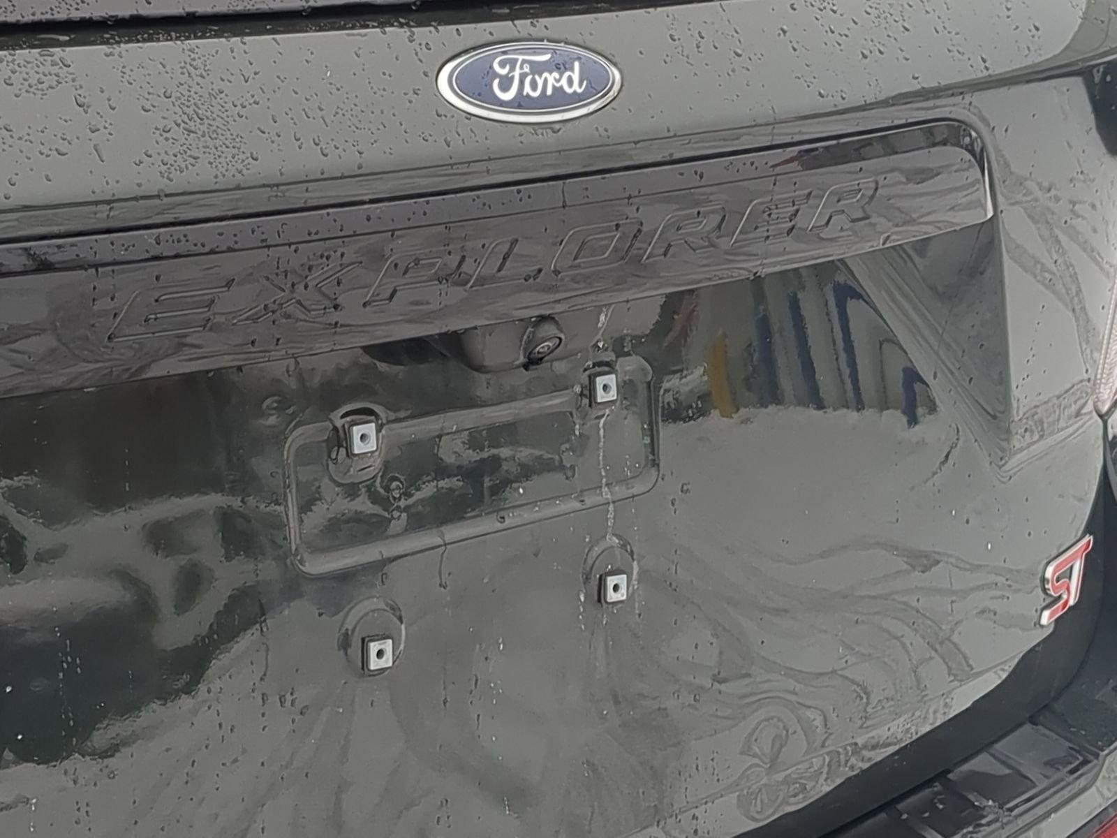 Certified 2022 Ford Explorer ST w/ Equipment Group 401A image 18