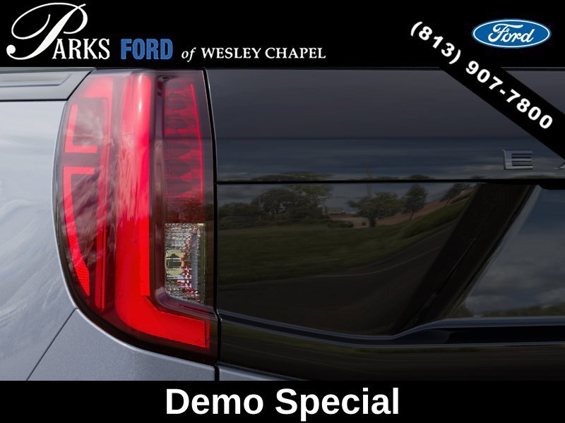 New 2027 Ford Expedition Platinum w/ Stealth Appearance Package AWD/4WD image 21