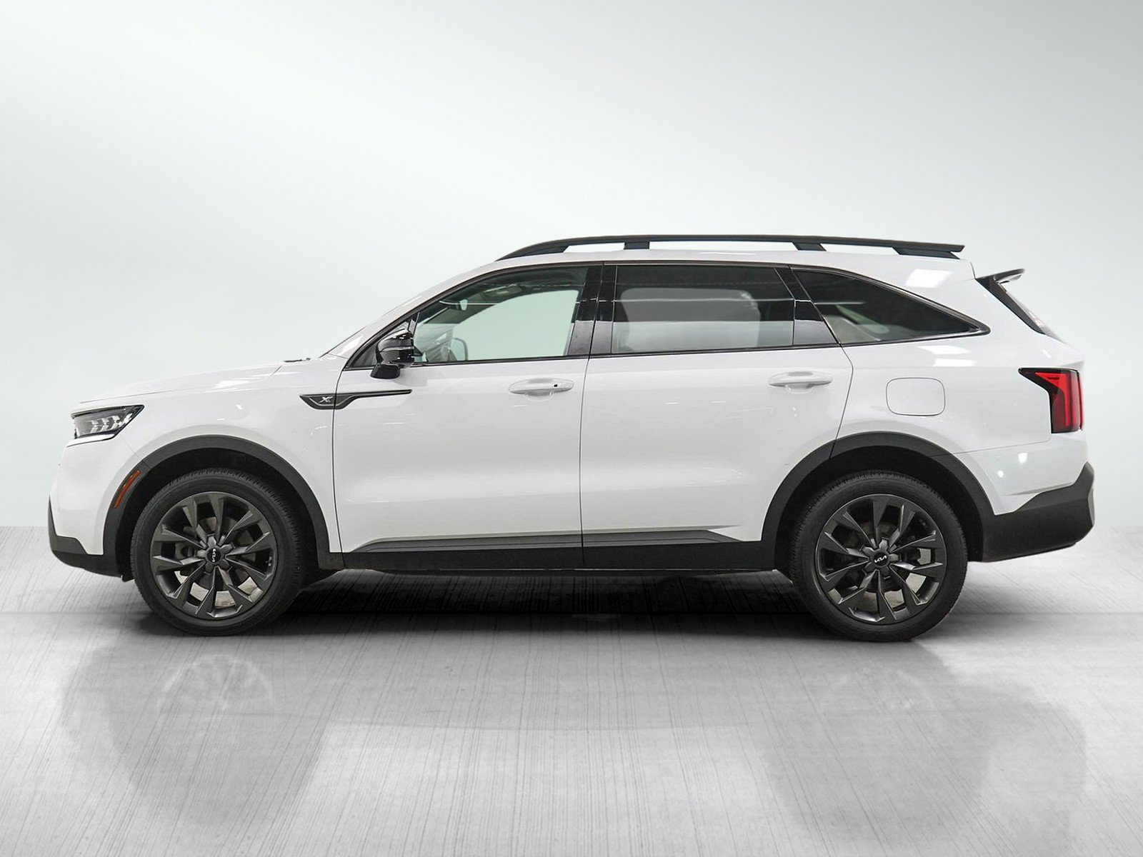 Used 2022 Kia Sorento SX Prestige AWD/4WD image 2