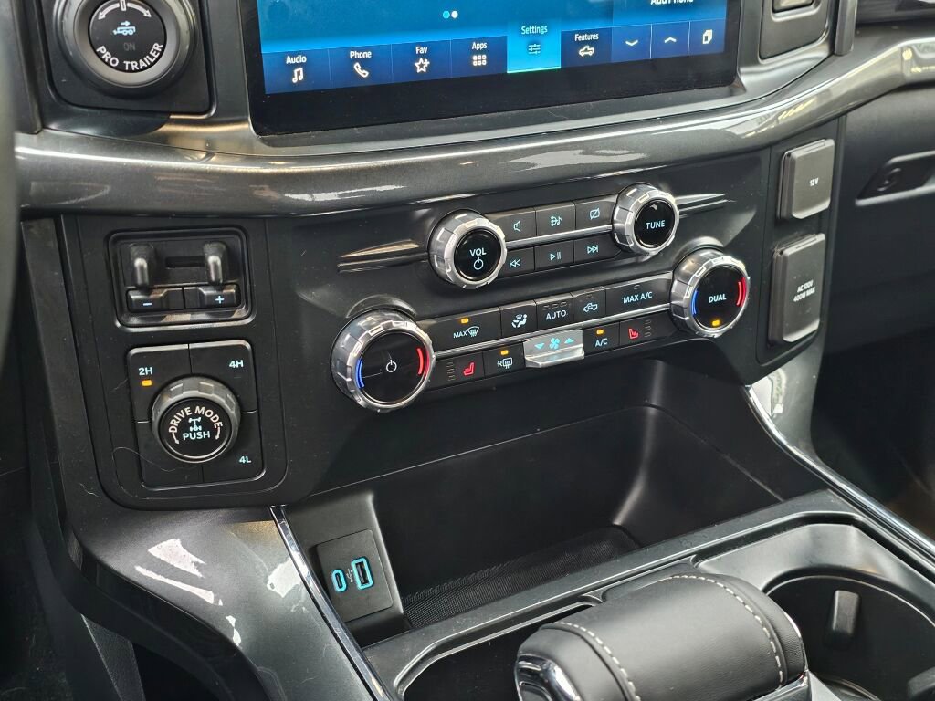 Certified 2022 Ford F150 XLT w/ Equipment Group 302A High image 27