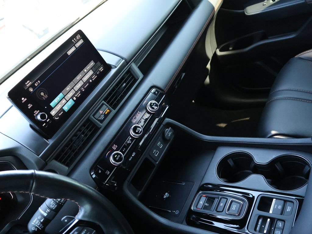 Certified 2025 Honda Pilot TrailSport image 20