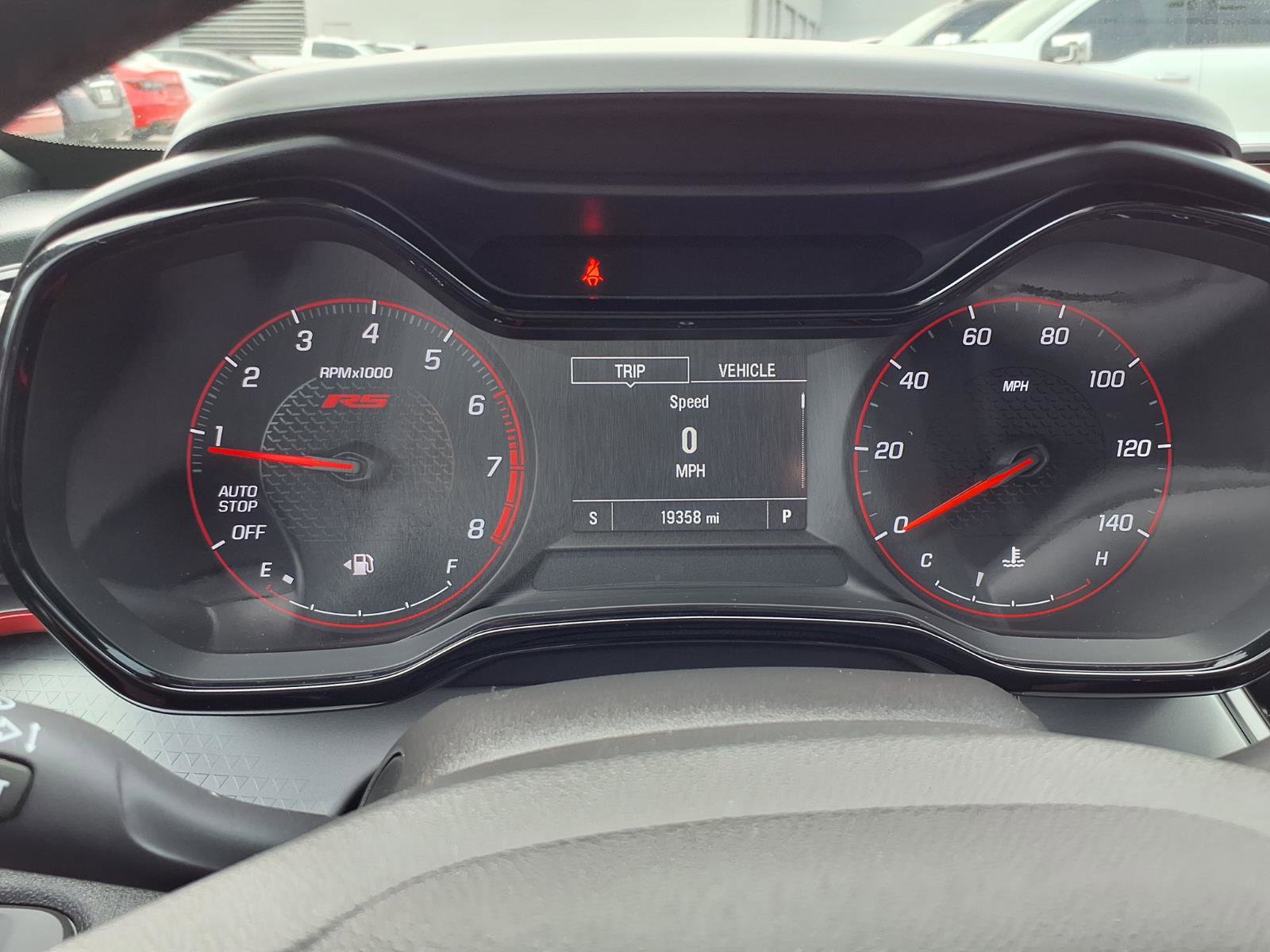 Used 2024 Chevrolet Trax RS w/ Sunroof Package FWD image 14