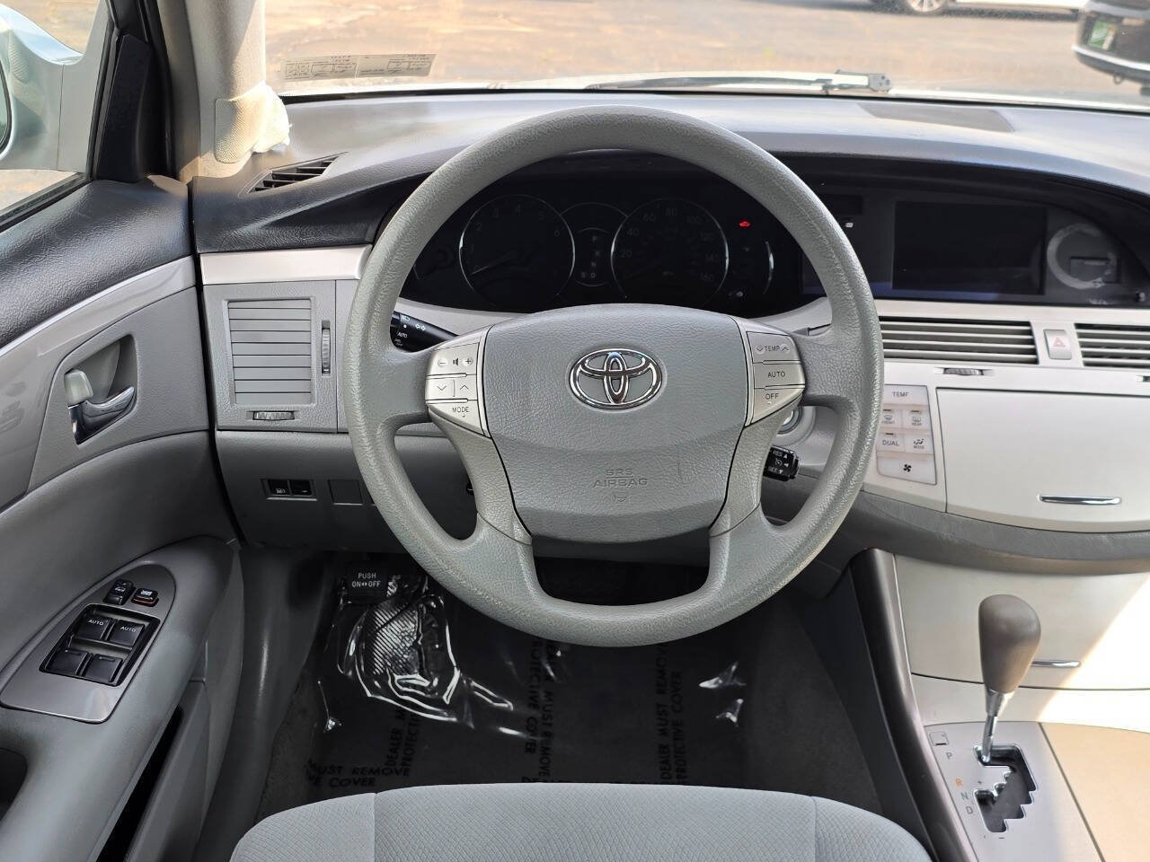 Used 2006 Toyota Avalon XL FWD image 17